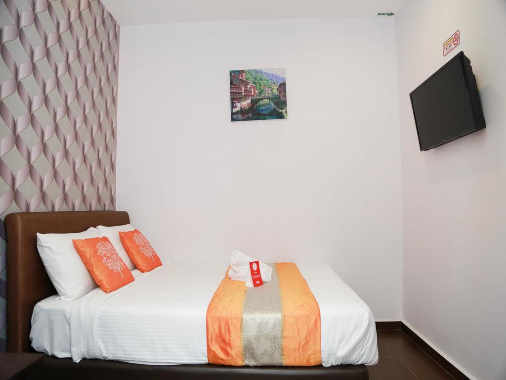 Oyo 250 Palazzo Kulai Hotel Johor Bahru